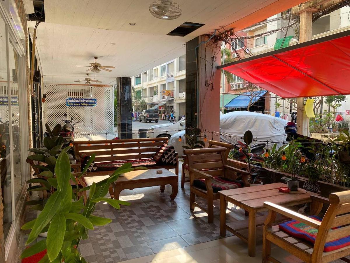 Orange Jomtien Hotell Eksteriør bilde